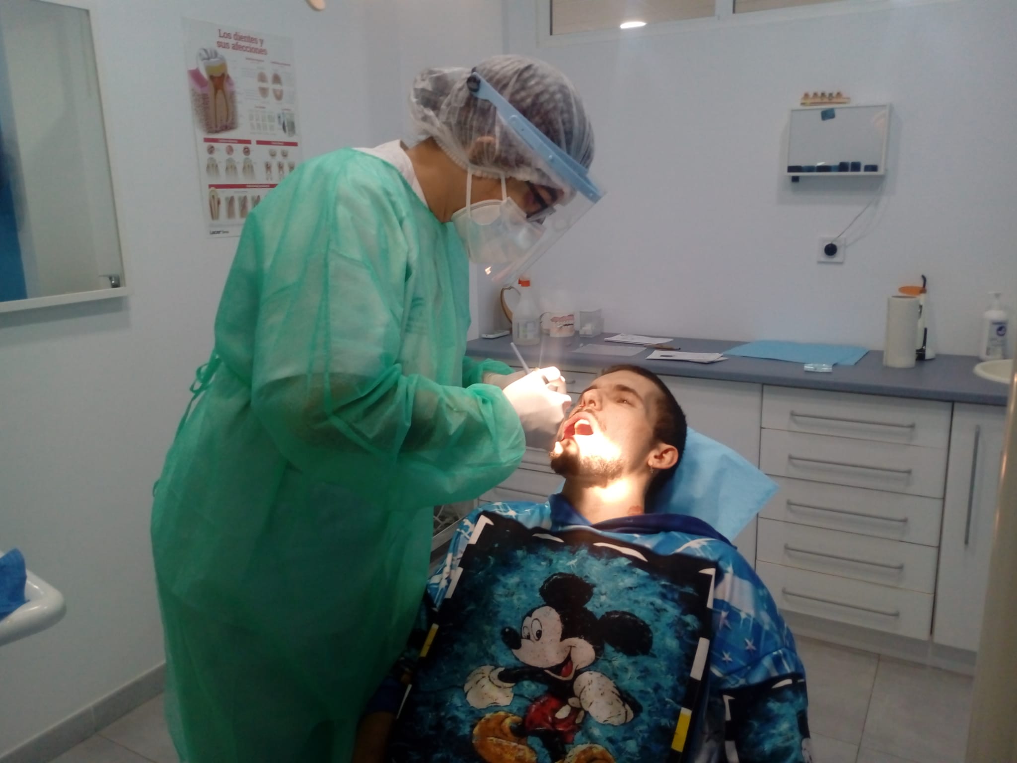 VISITA AL DENTISTA