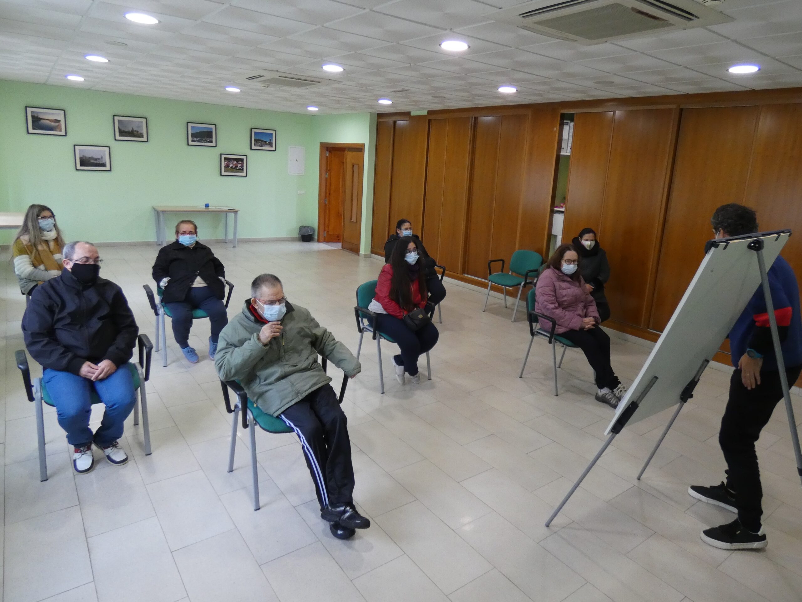 LA FUNDACIÓN TUTELAR TAU, CON EL APOYO DEL PUERTO DE HUELVA, COMIENZA SUS TALLERES DE INCLUSIÓN DIGITAL PARA PERSONAS CON DISCAPACIDAD