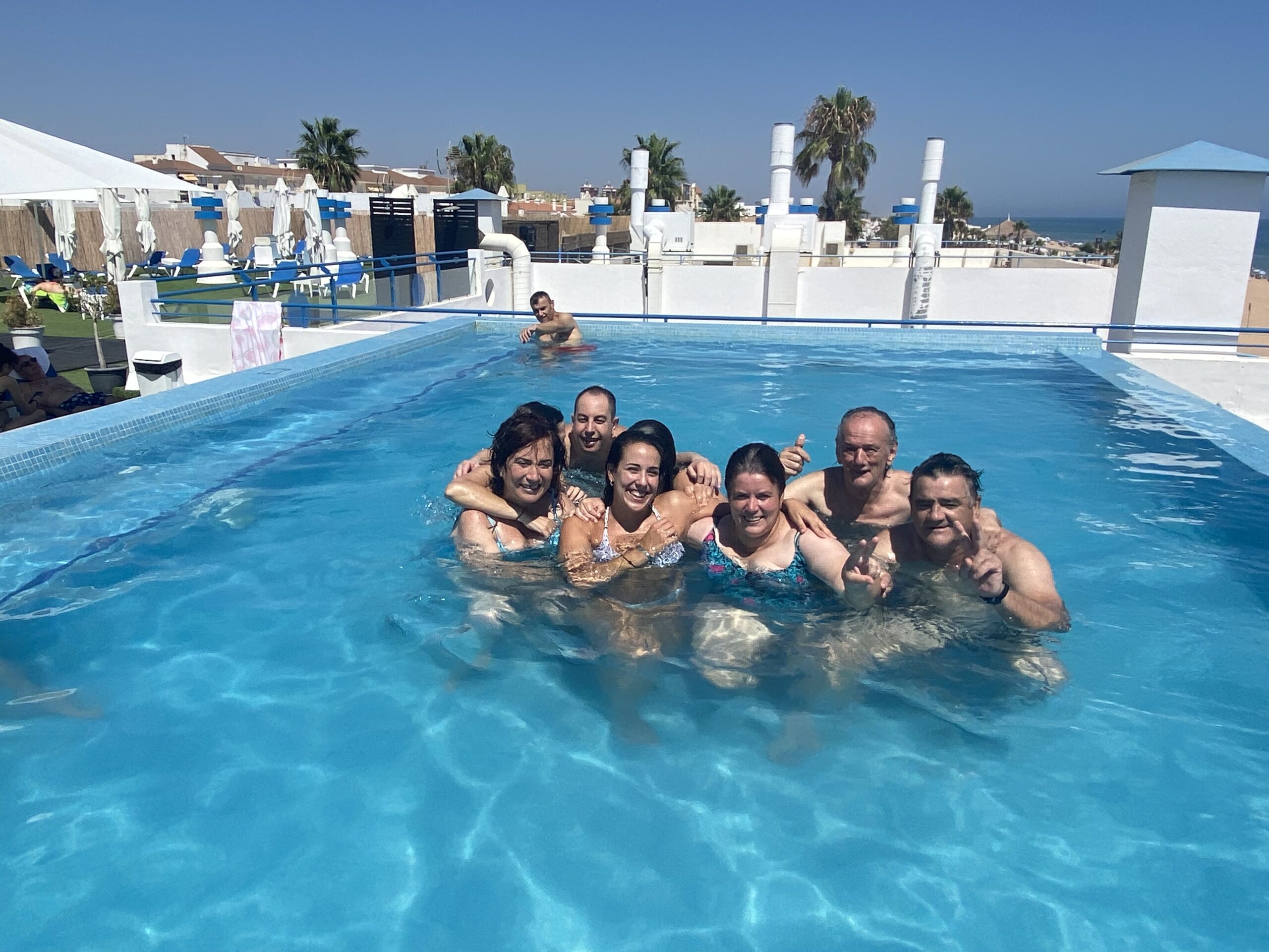 DISFRUTANDO DE UNAS MERECIDAS VACACIONES