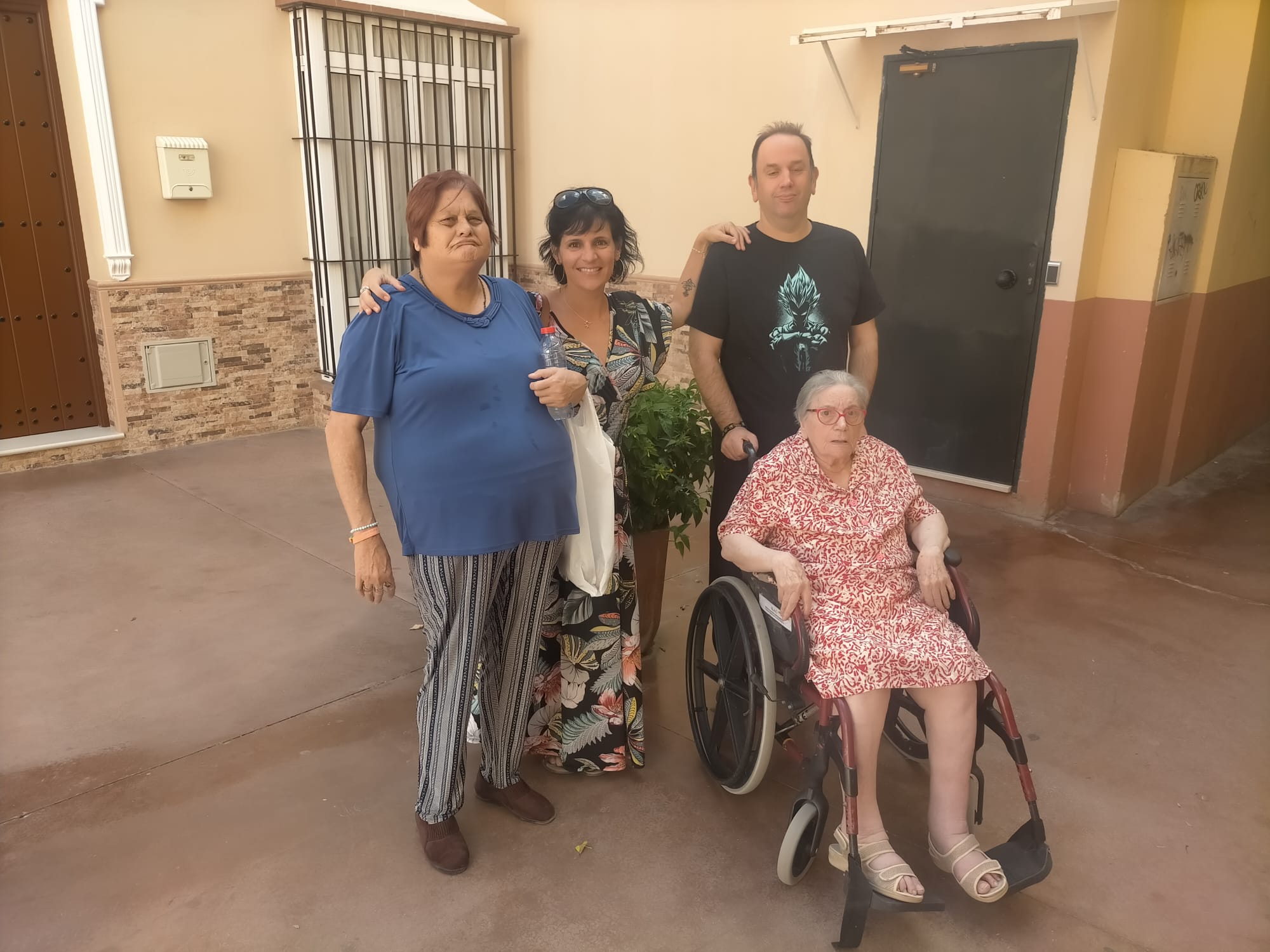 GRACIAS POR ESPERARNOS SIEMPRE.