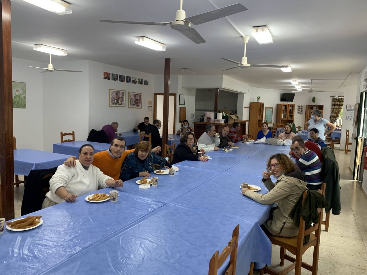 SIEMPRE CON NUESTR@S CHIC@S DE PAZ Y BIEN.