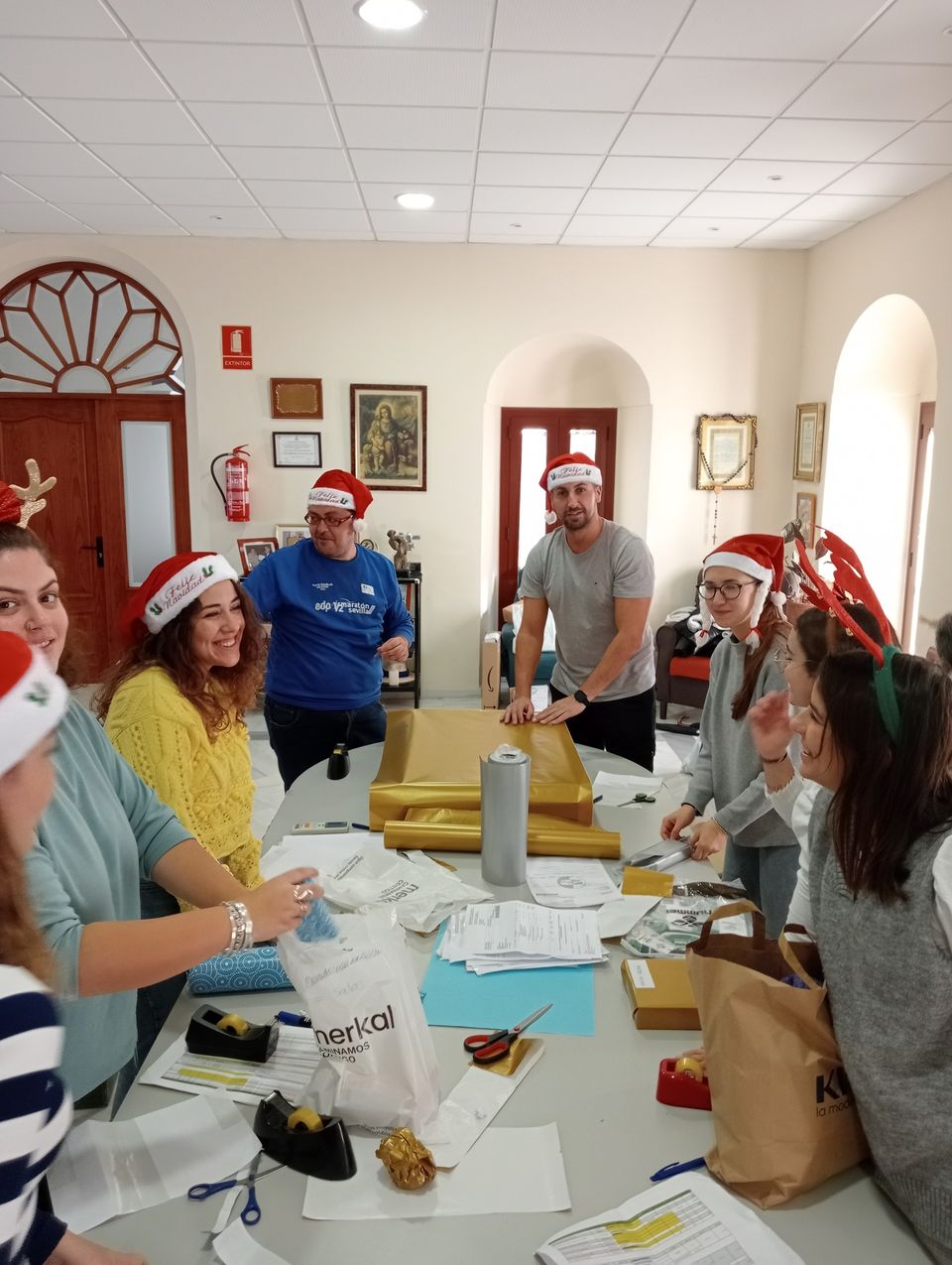 ENVOLVIENDO ALEGRÍA.