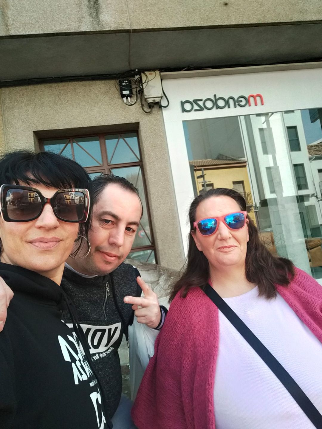 APOYO SIN DISTANCIAS.