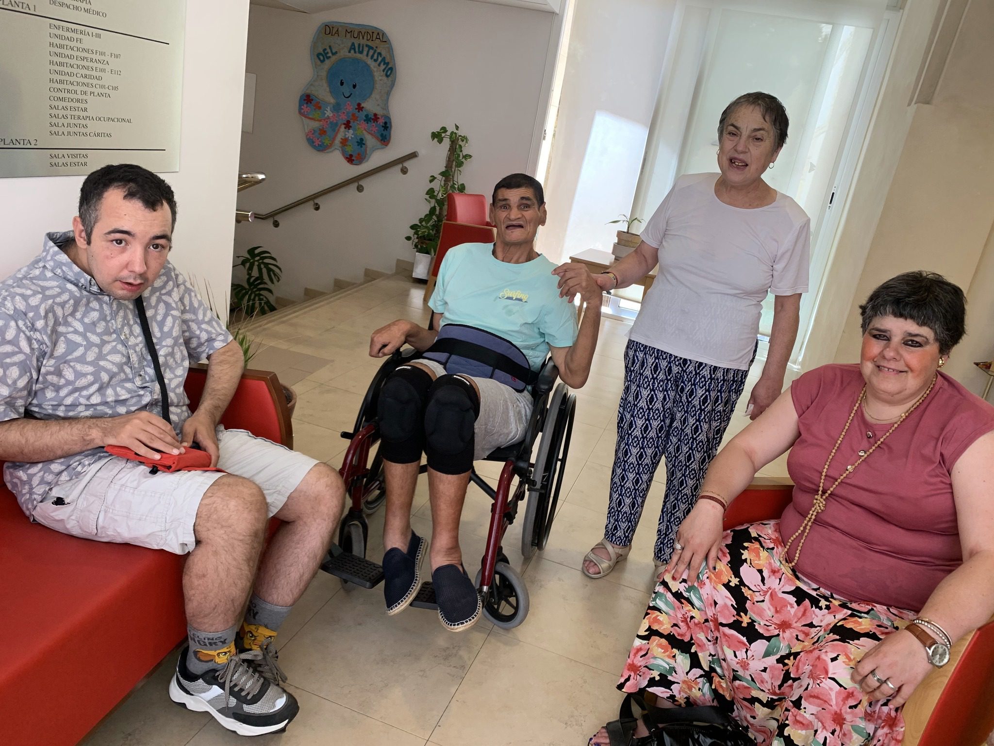 EL VERANO NO IMPIDE LAS VISITAS NI LOS REGALOS.