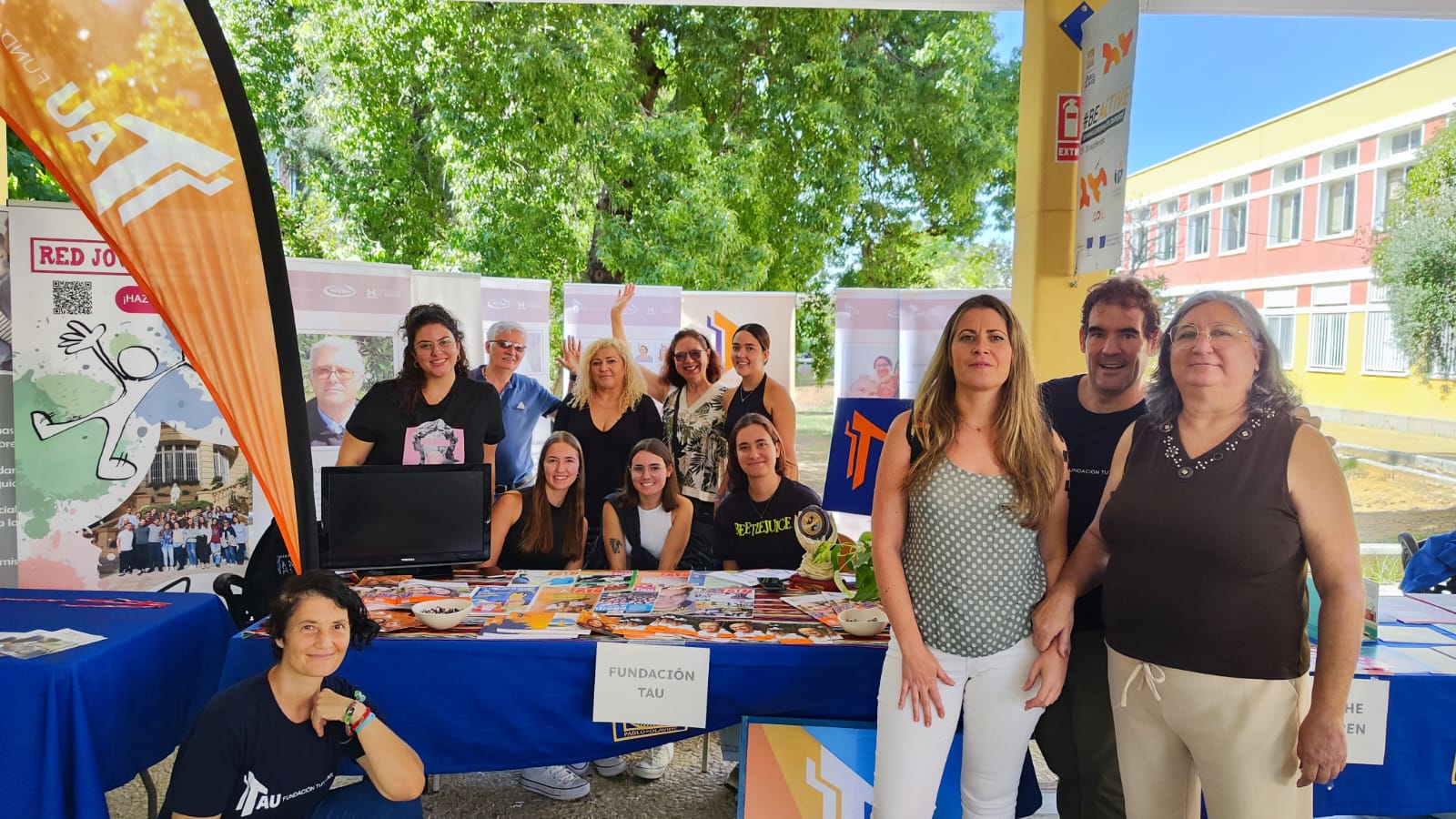 MOSTRANDO EL TRABAJO DE NUESTRO VOLUNTARIADO.