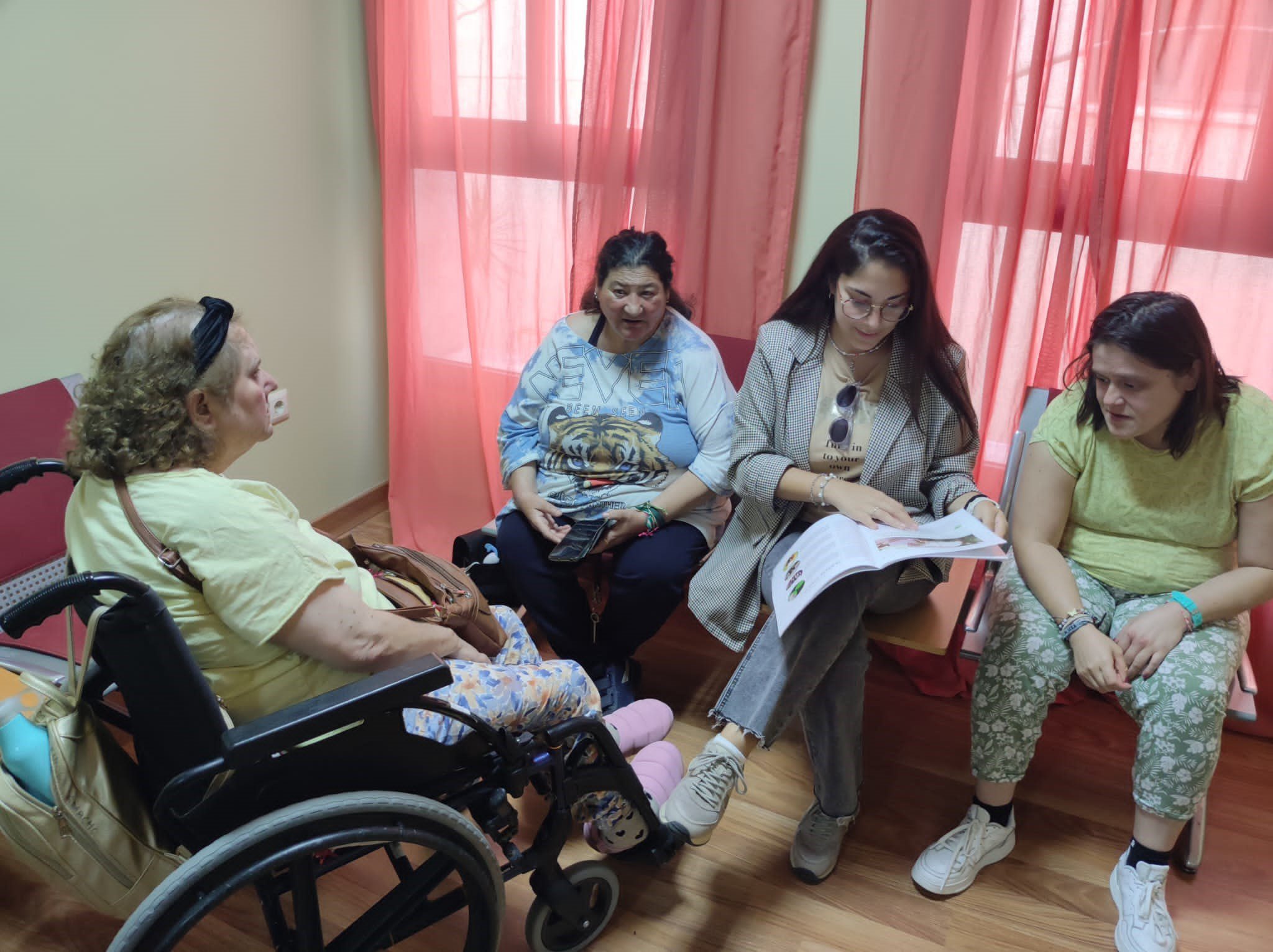 SEGUIMOS CON EL GRUPO DE APOYO A MUJERES.