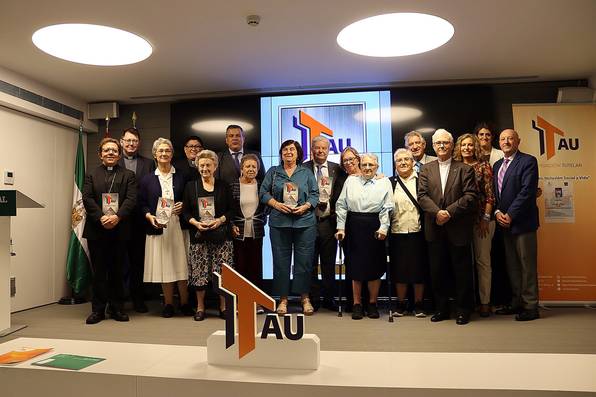 JORNADA HISTÓRICA: TEJIENDO PRESENTE Y FUTURO.