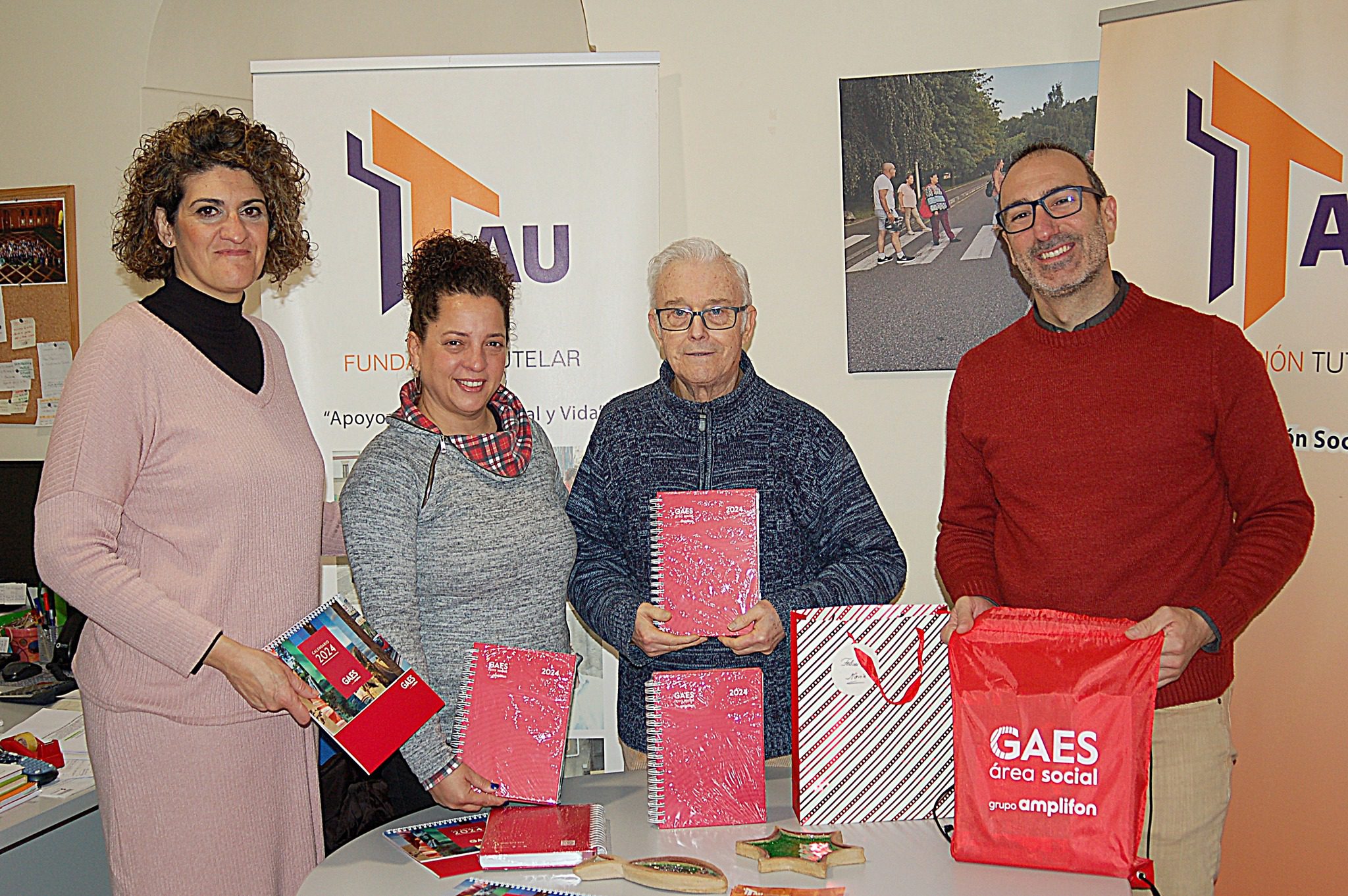 DETALLES QUE TE SORPRENDEN Y EMOCIONAN.